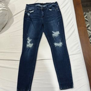 Judy Blue Dark Distressed Denim Skinny Fit size 15/32
